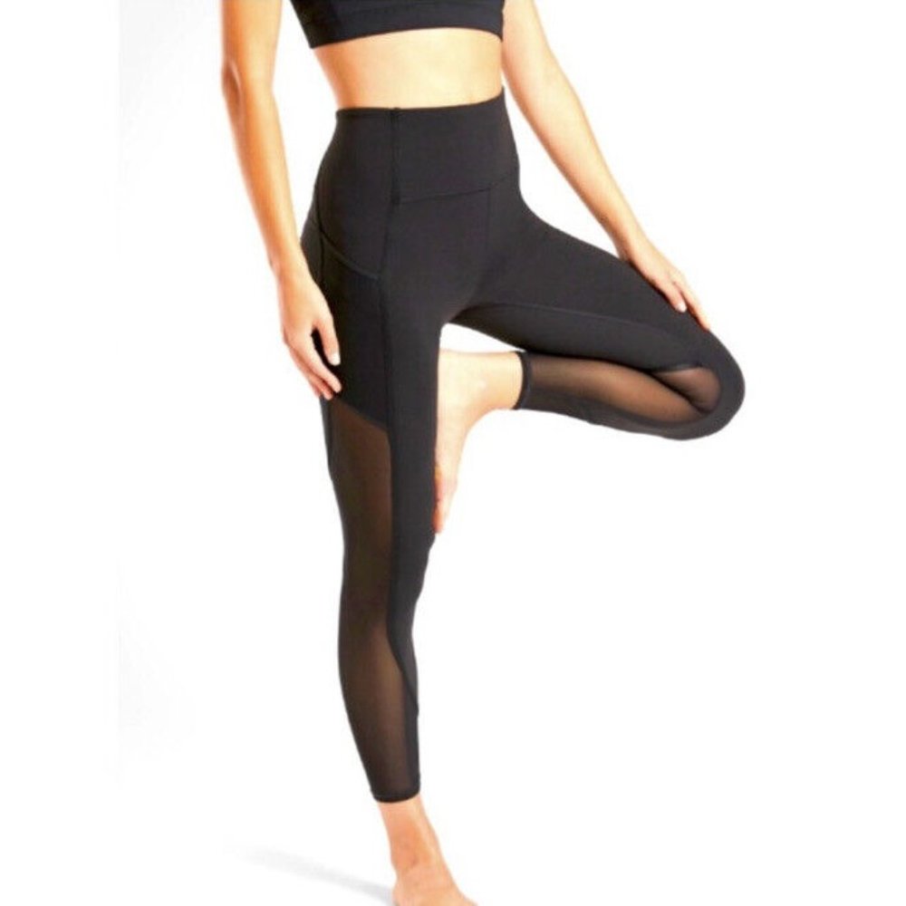 Athleta vitality stash 7/8 tights size XS